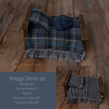Load image into Gallery viewer, Vintage Blue