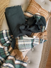 Load image into Gallery viewer, Paul