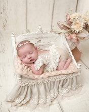 Load image into Gallery viewer, Rachel two tone neutral Bedding